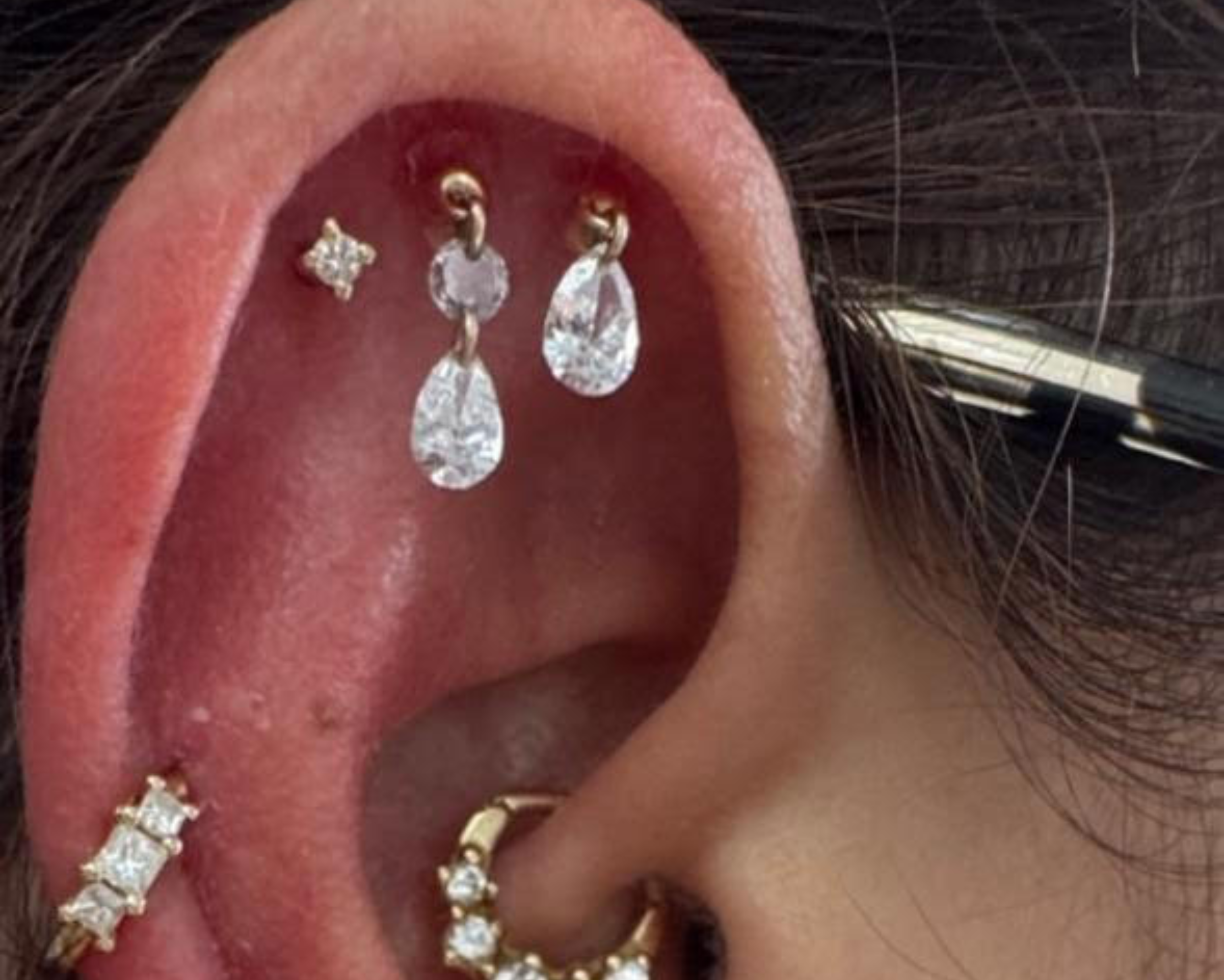 Floating Diamond Studs